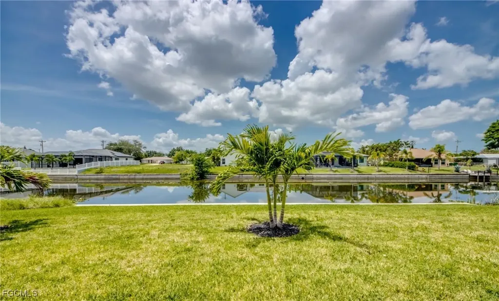 326 SW 31st Terrace Cape Coral FL 33914