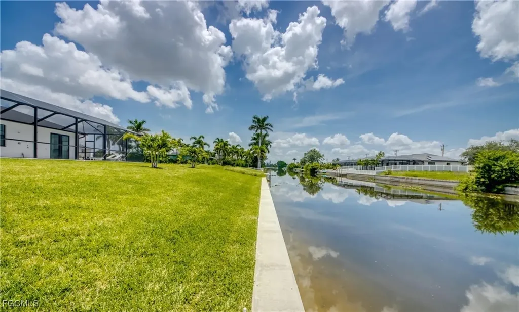 326 SW 31st Terrace Cape Coral FL 33914