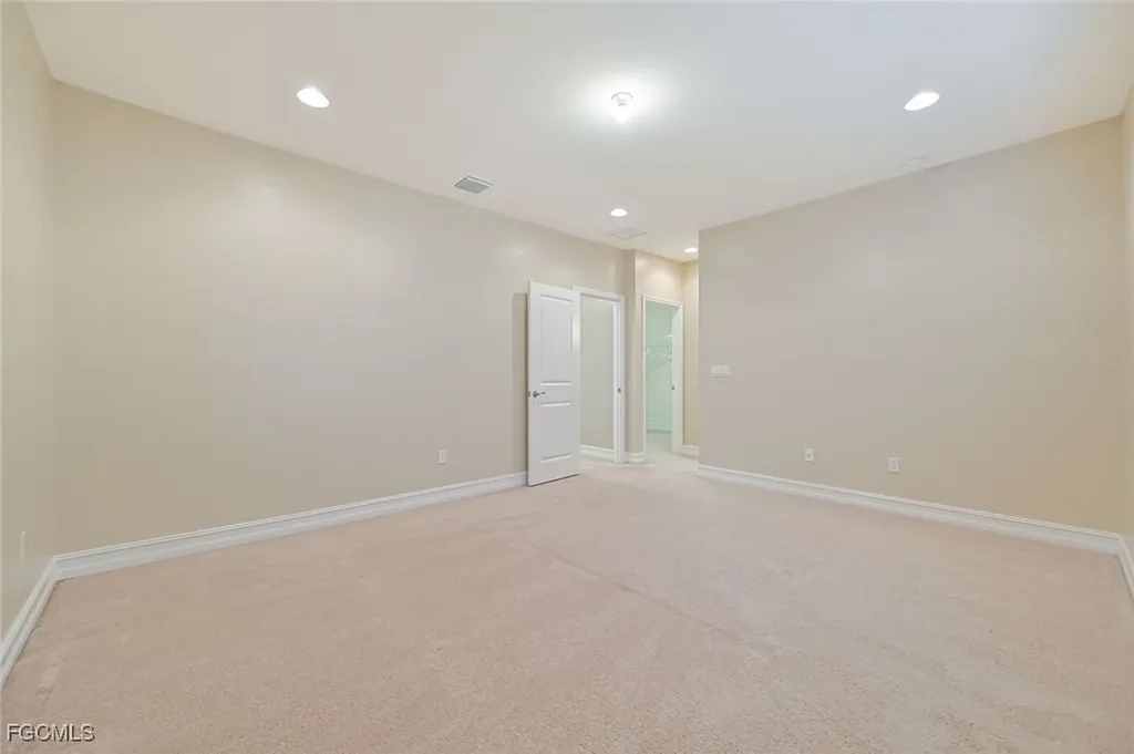 7709 Bristol Circle Naples FL 34120