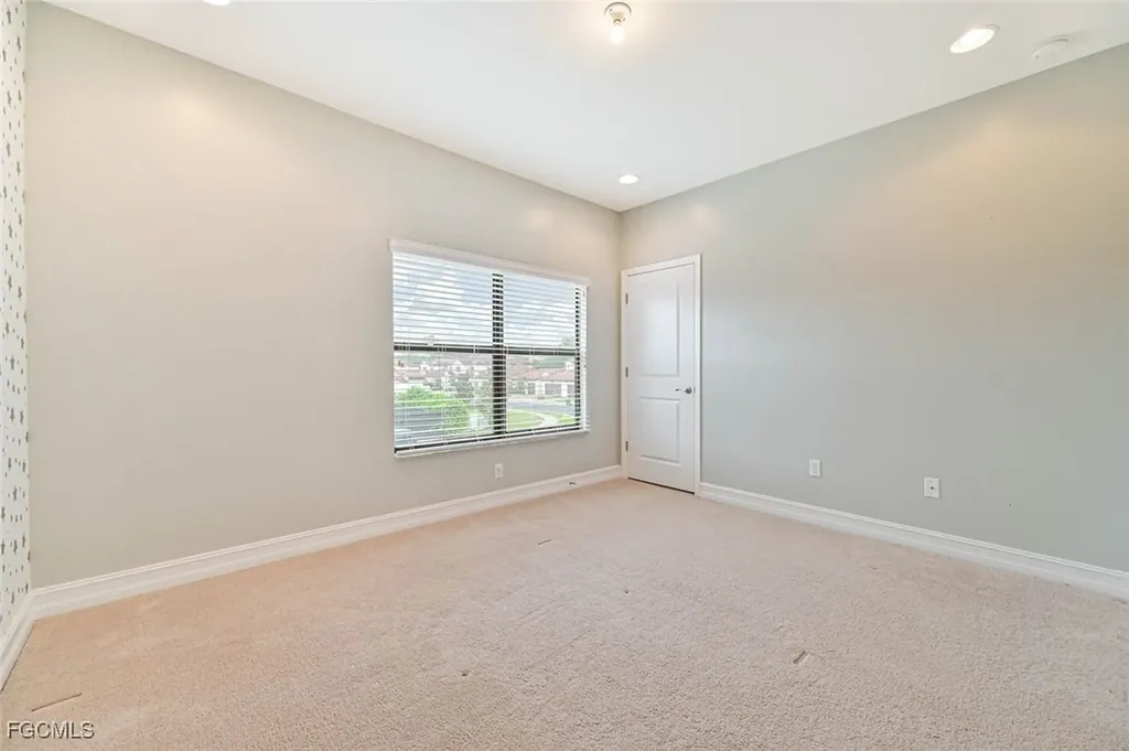 7709 Bristol Circle Naples FL 34120