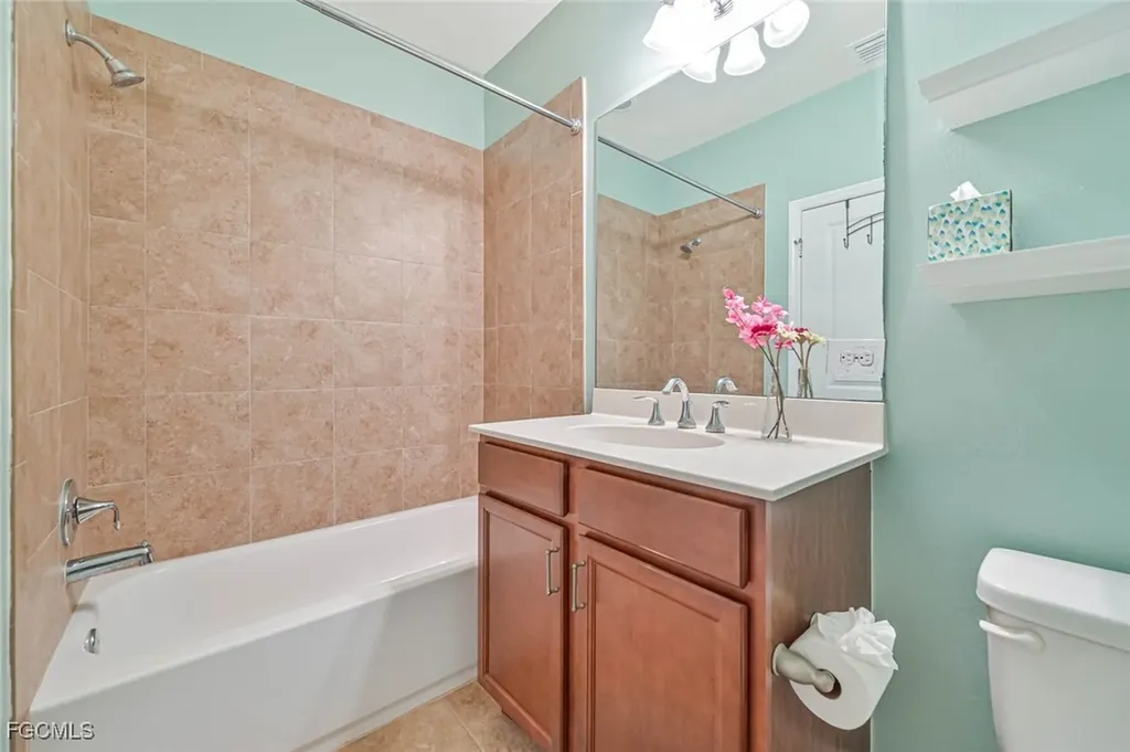 7709 Bristol Circle Naples FL 34120