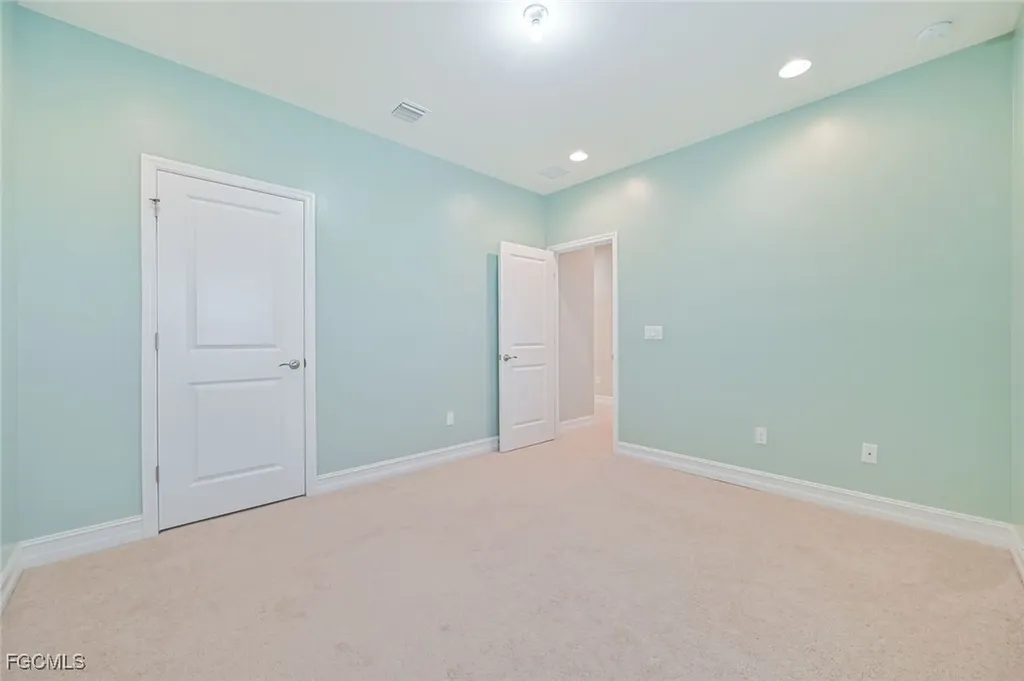 7709 Bristol Circle Naples FL 34120
