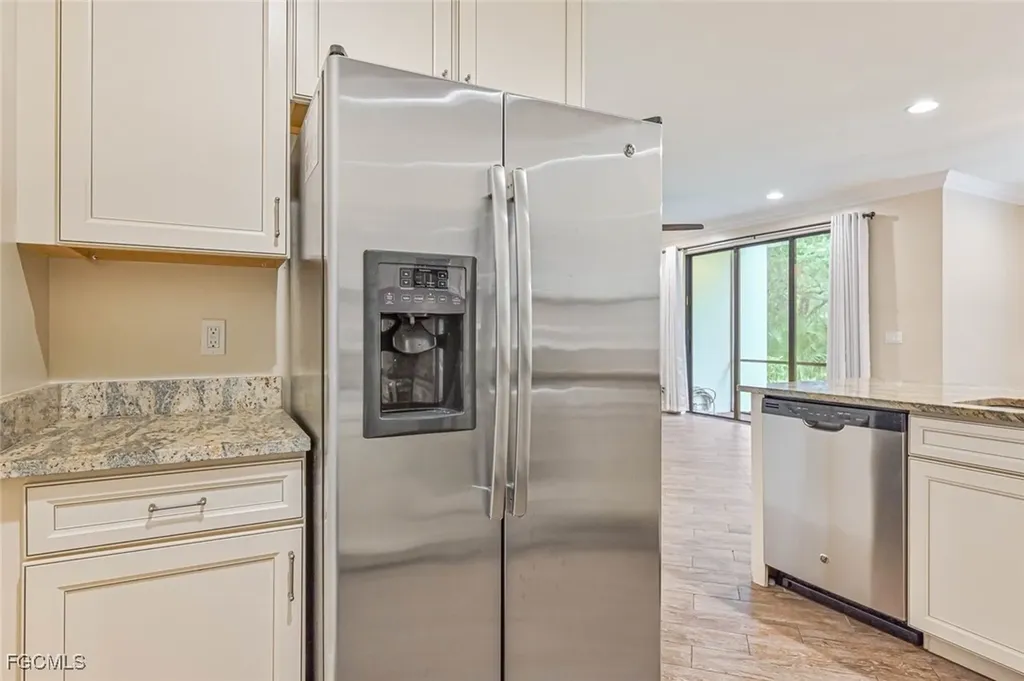 7709 Bristol Circle Naples FL 34120