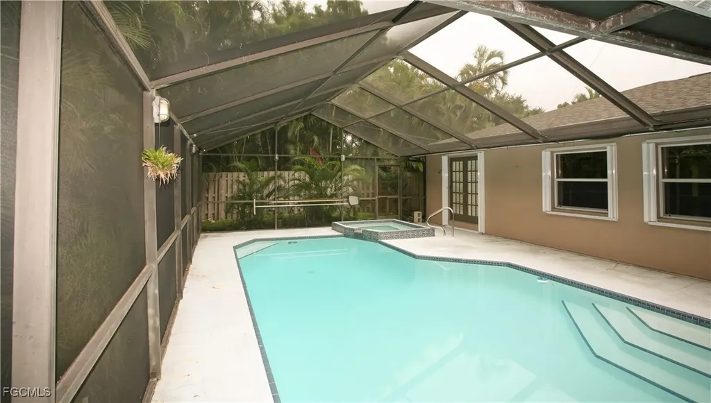 1525 Covington Circle E Fort Myers FL 33919