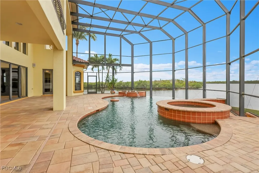 879 W Cape Estates Circle Cape Coral FL 33993