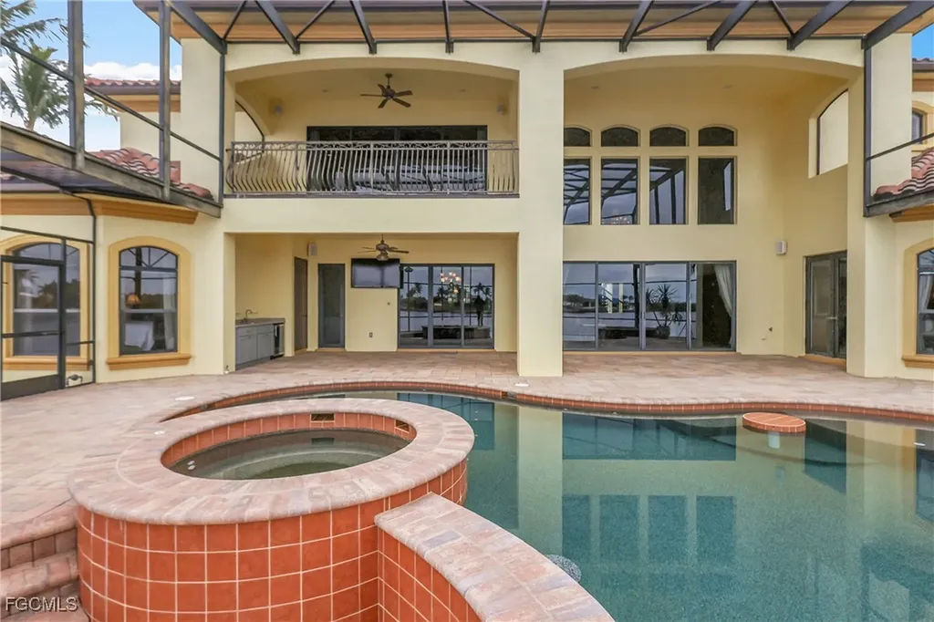 879 W Cape Estates Circle Cape Coral FL 33993