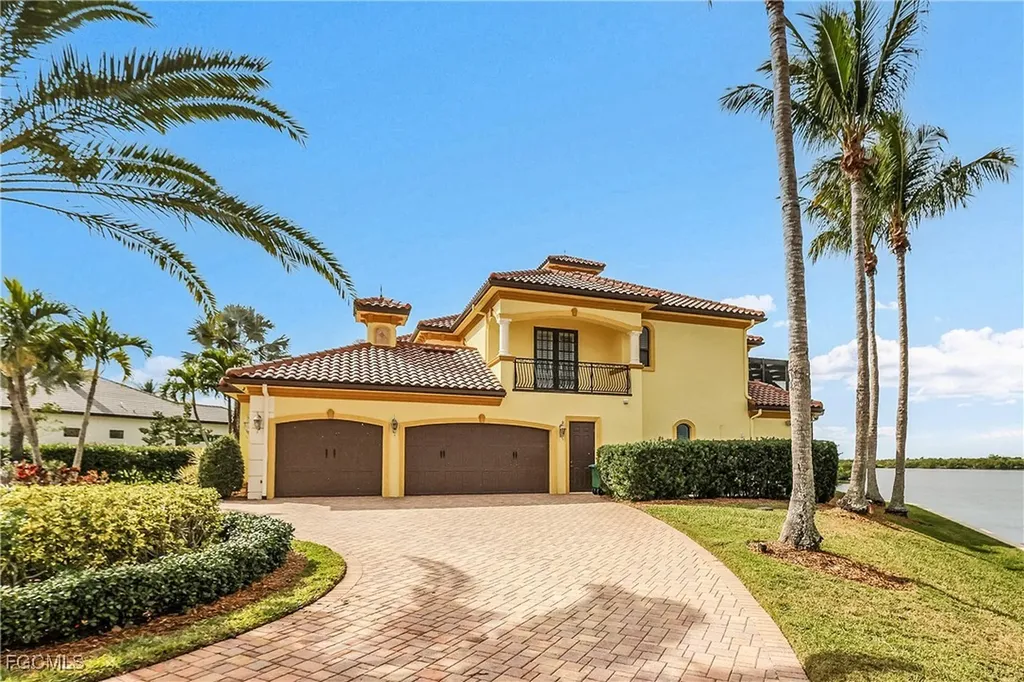879 W Cape Estates Circle Cape Coral FL 33993