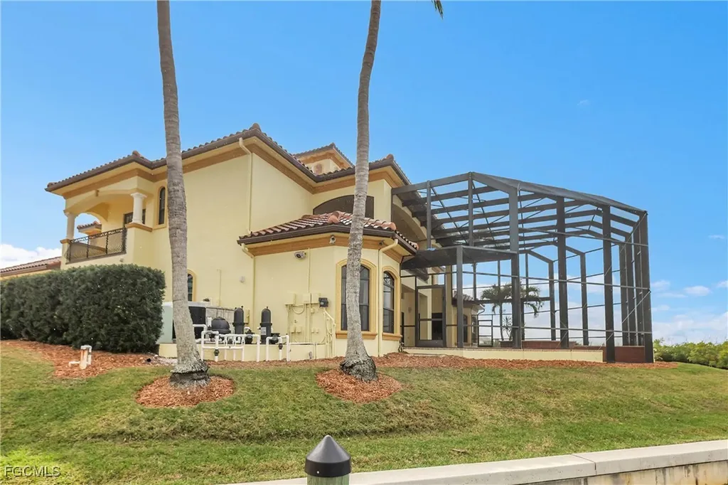 879 W Cape Estates Circle Cape Coral FL 33993