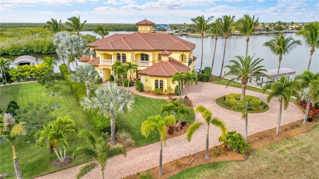 879 W Cape Estates Circle Cape Coral FL 33993