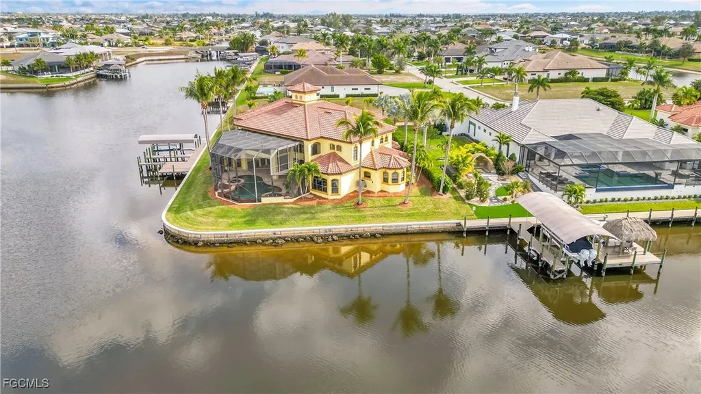 879 W Cape Estates Circle Cape Coral FL 33993