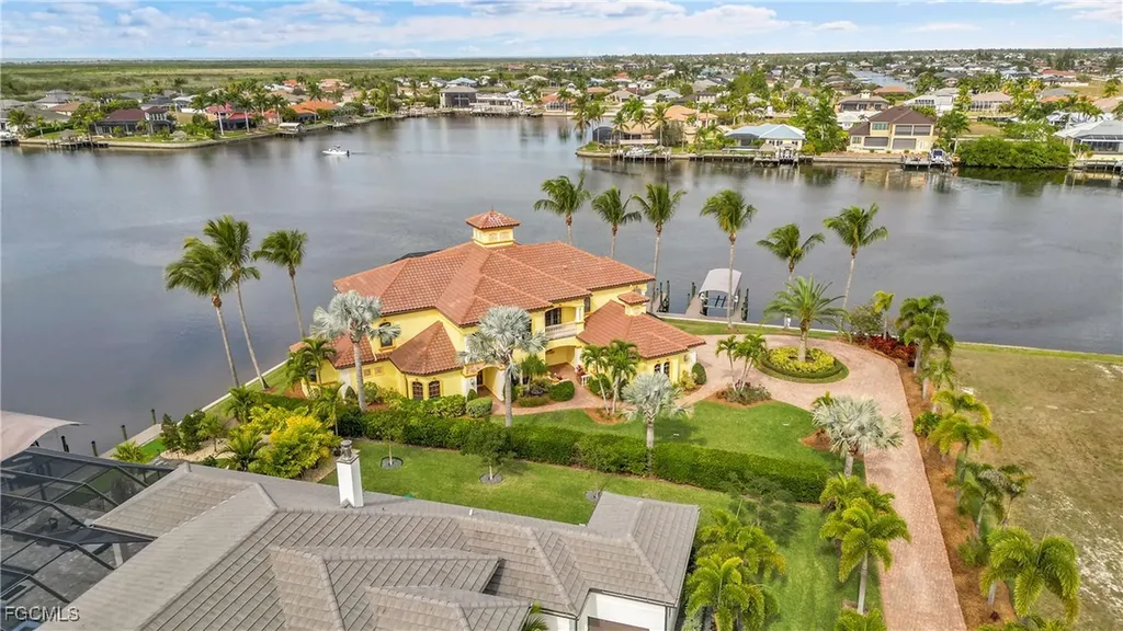 879 W Cape Estates Circle Cape Coral FL 33993