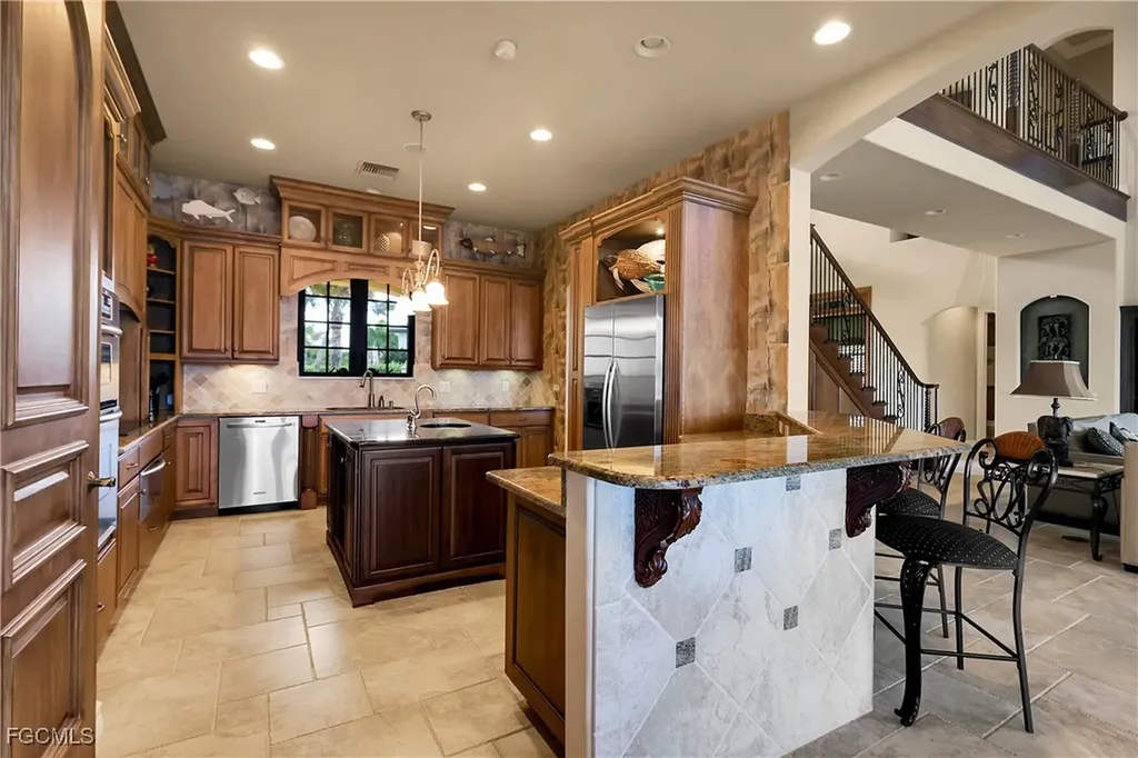 879 W Cape Estates Circle Cape Coral FL 33993