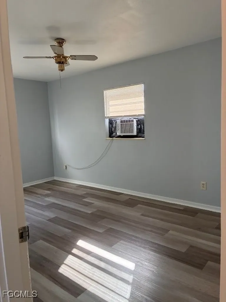 1152 Cherokee Avenue Lehigh Acres FL 33936