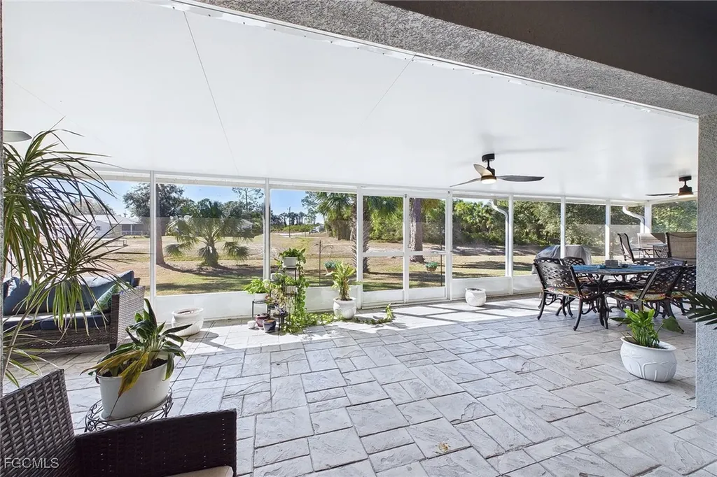 3008 Redwood Lane Labelle FL 33935