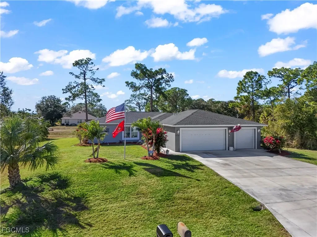 3008 Redwood Lane Labelle FL 33935