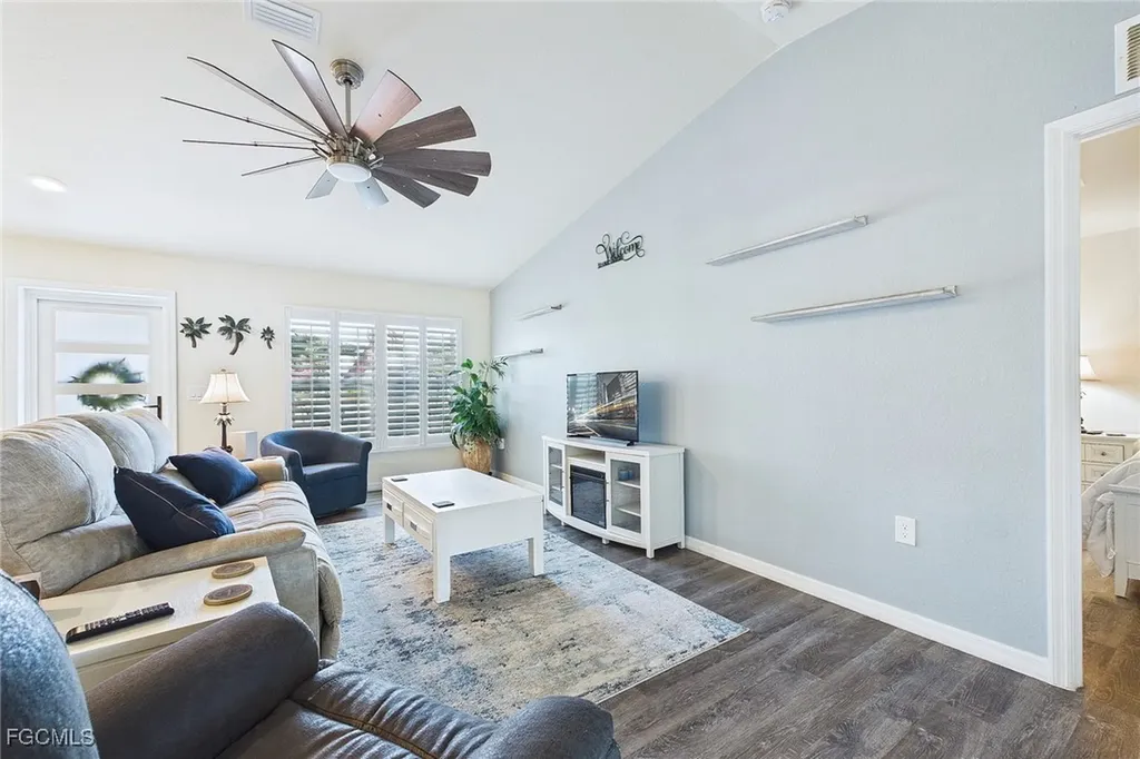 3008 Redwood Lane Labelle FL 33935