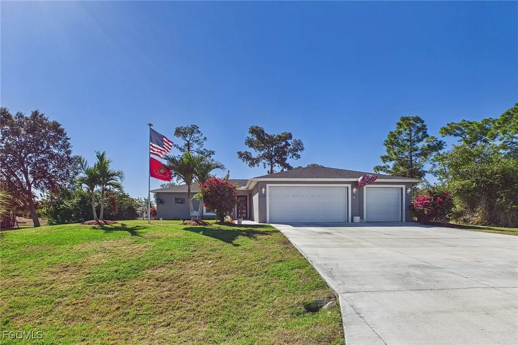 3008 Redwood Lane Labelle FL 33935