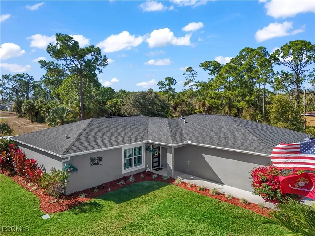 3008 Redwood Lane Labelle FL 33935