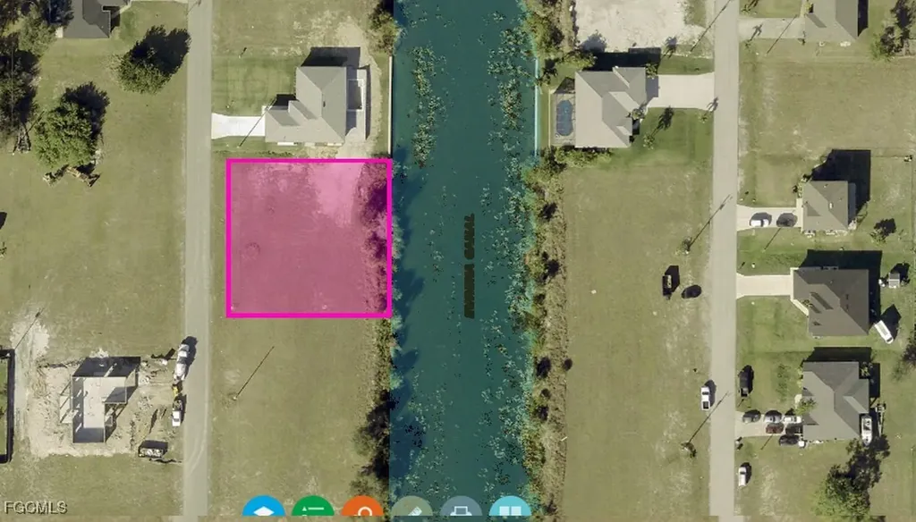 2605 NE 5th Place Cape Coral FL 33909