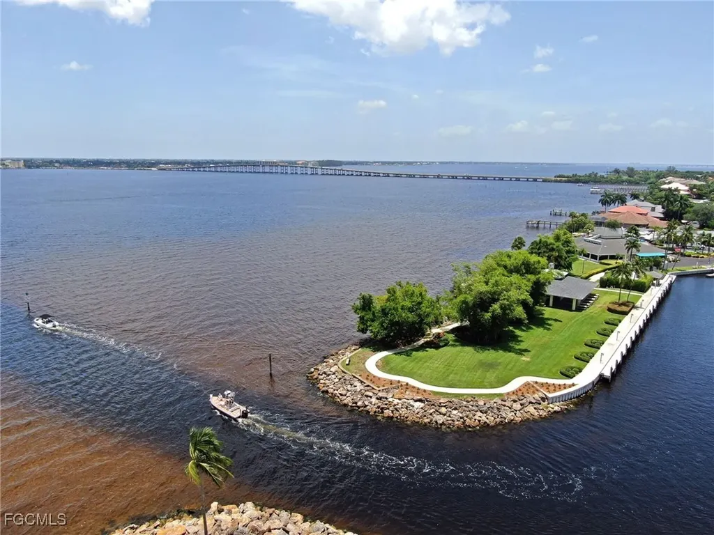 4386 Jib Boom Court Fort Myers FL 33919