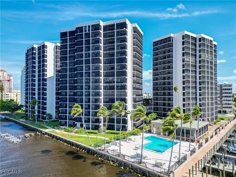 1910 Virginia Avenue Fort Myers FL 33901