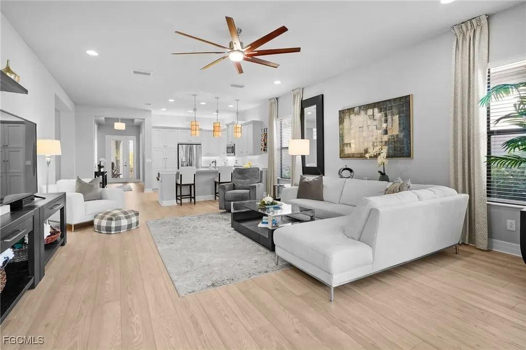 Fort Myers FL, 11581 Riverstone Lane