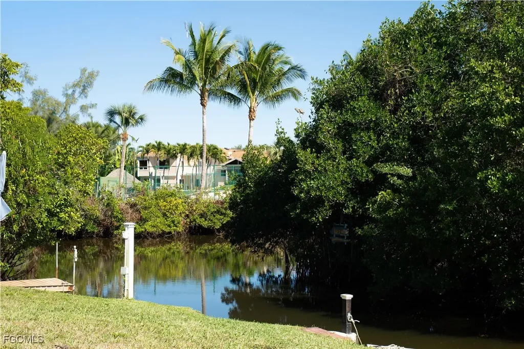 5959 Winkler Road Fort Myers FL 33919