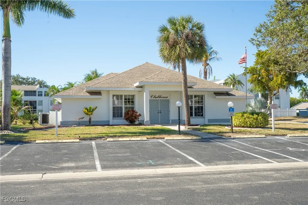 5959 Winkler Road Fort Myers FL 33919