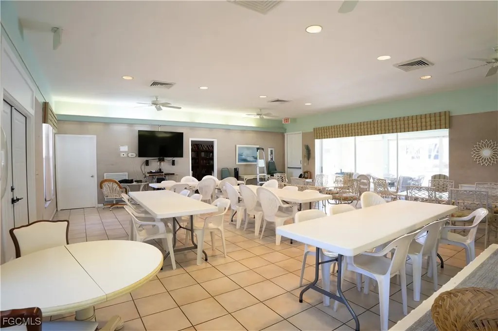 5959 Winkler Road Fort Myers FL 33919