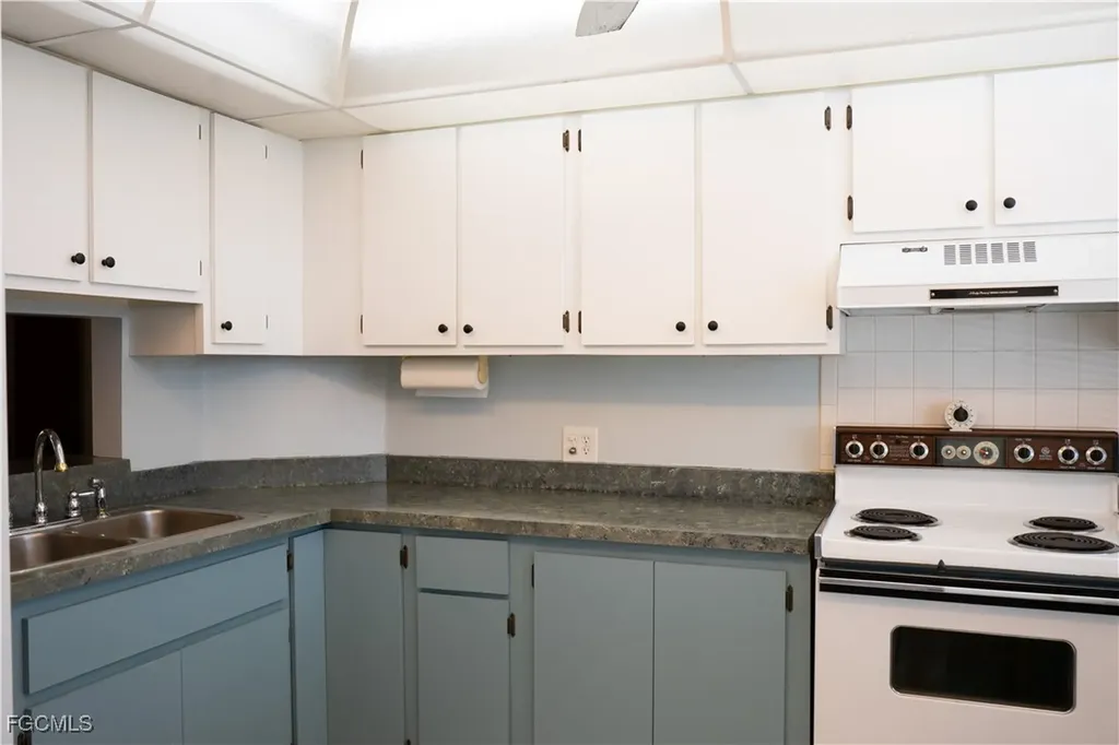 5959 Winkler Road Fort Myers FL 33919