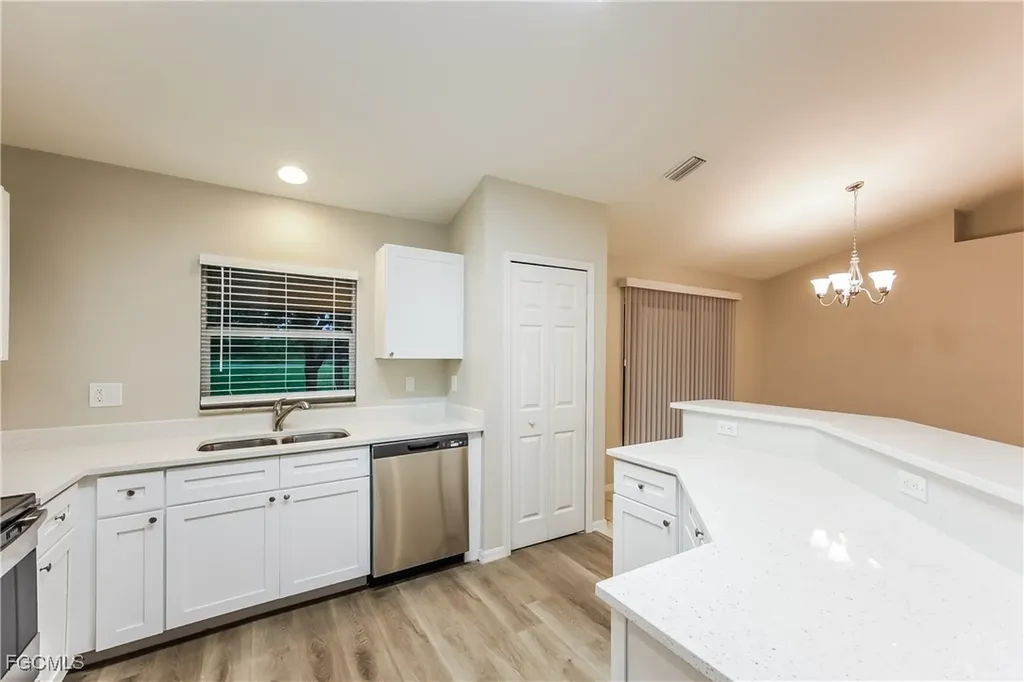 2904 Wanda Avenue S Lehigh Acres FL 33976