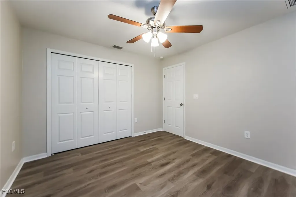 2904 Wanda Avenue S Lehigh Acres FL 33976