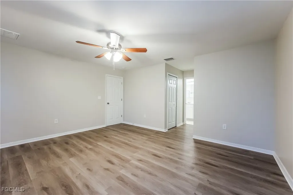 2904 Wanda Avenue S Lehigh Acres FL 33976