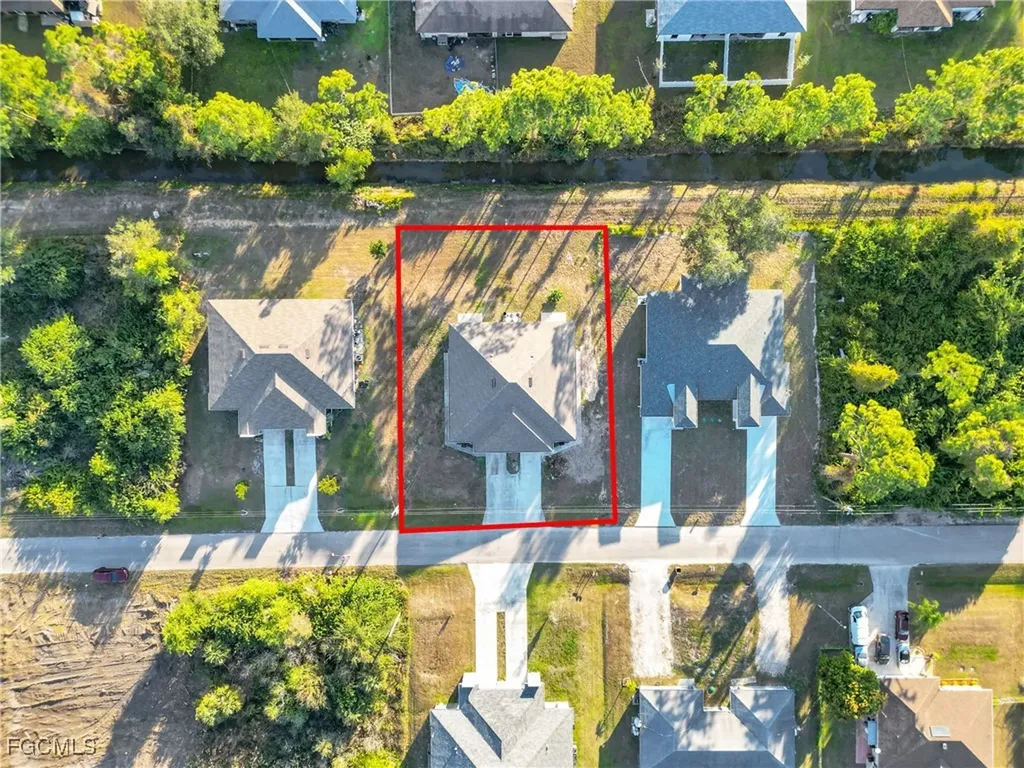 4713/4715 28th Street SW Lehigh Acres FL 33973