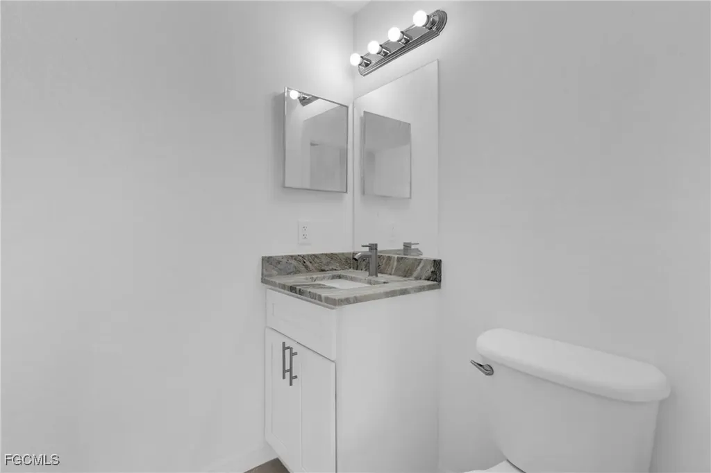 4713/4715 28th Street SW Lehigh Acres FL 33973