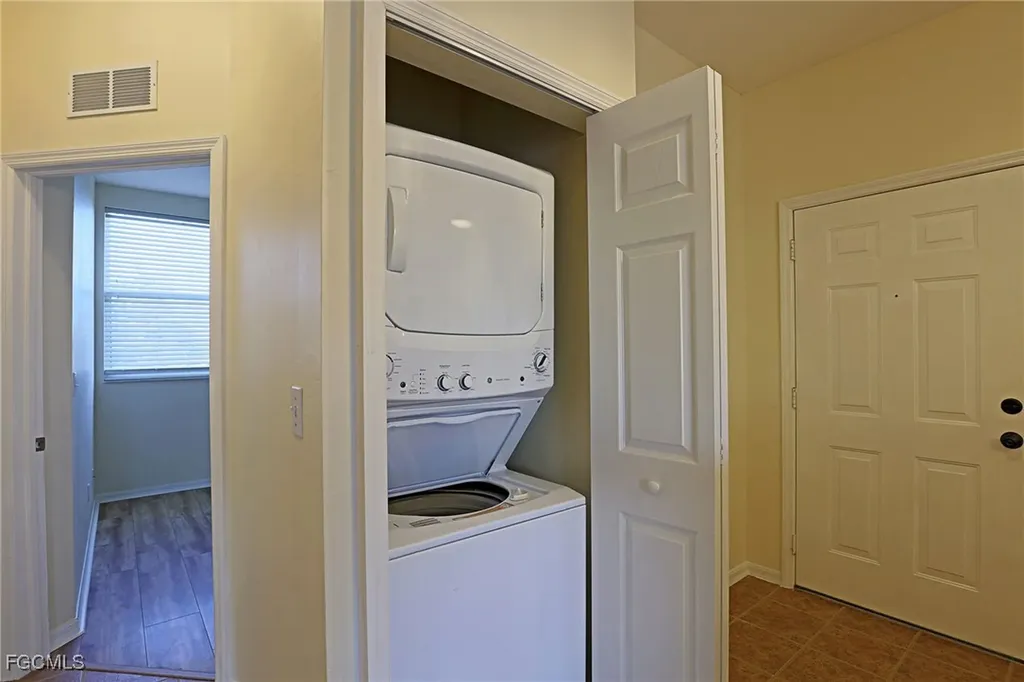 4199 Bellasol Circle Fort Myers FL 33916