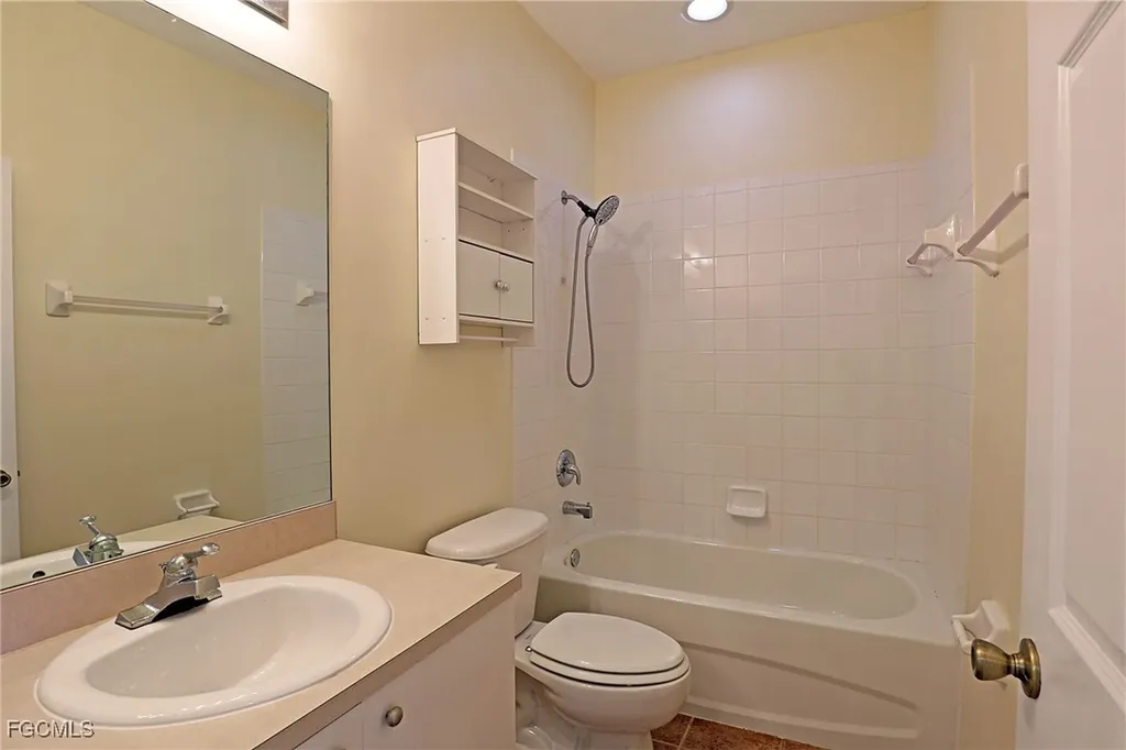 4199 Bellasol Circle Fort Myers FL 33916