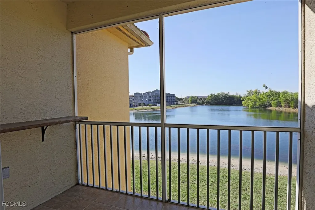 4199 Bellasol Circle Fort Myers FL 33916