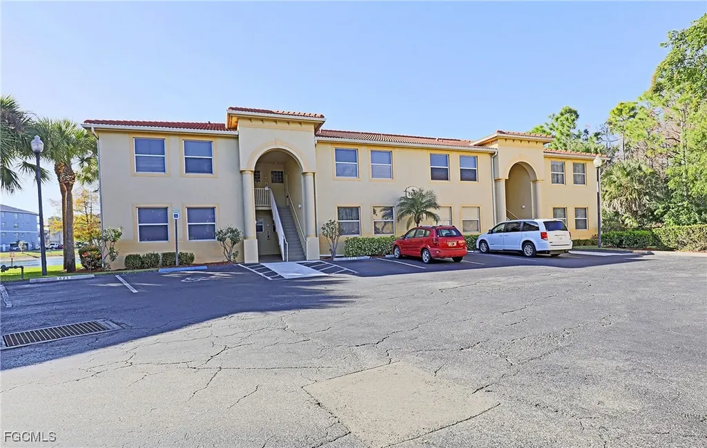4199 Bellasol Circle Fort Myers FL 33916