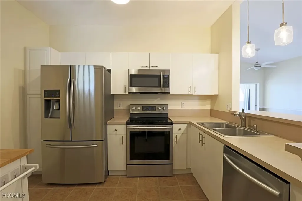 4199 Bellasol Circle Fort Myers FL 33916