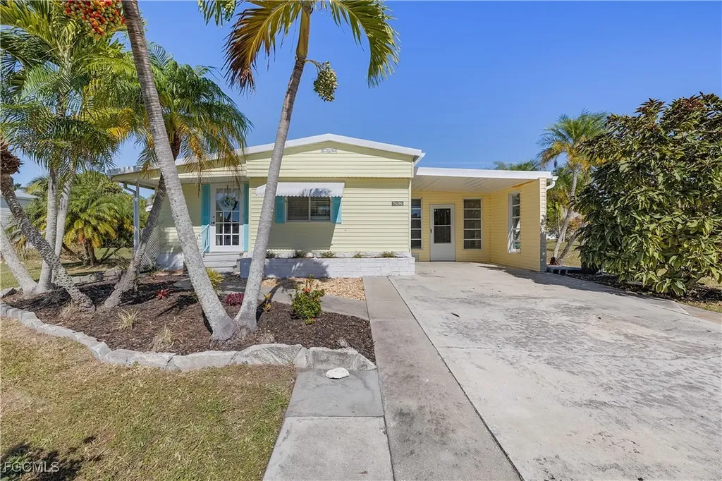 7696 Helen Road Bokeelia FL 33922