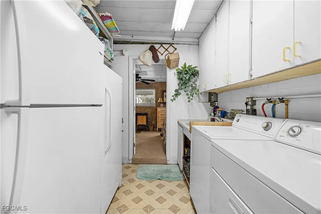 7696 Helen Road Bokeelia FL 33922