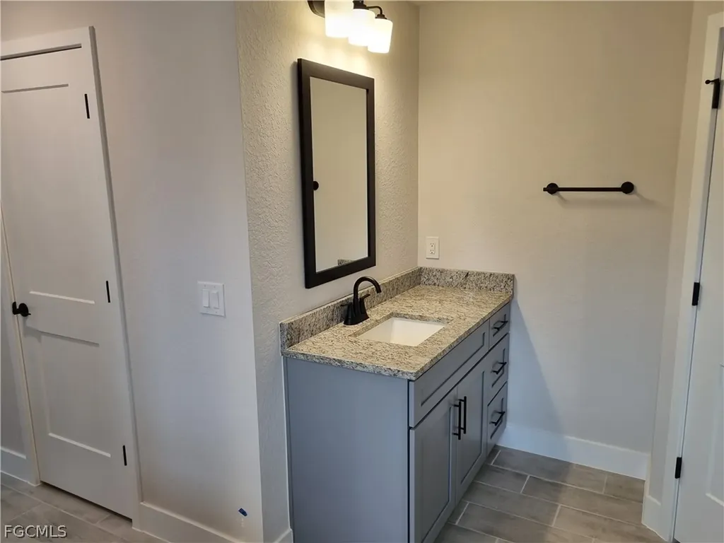 2814 NW 7th Terrace Cape Coral FL 33993