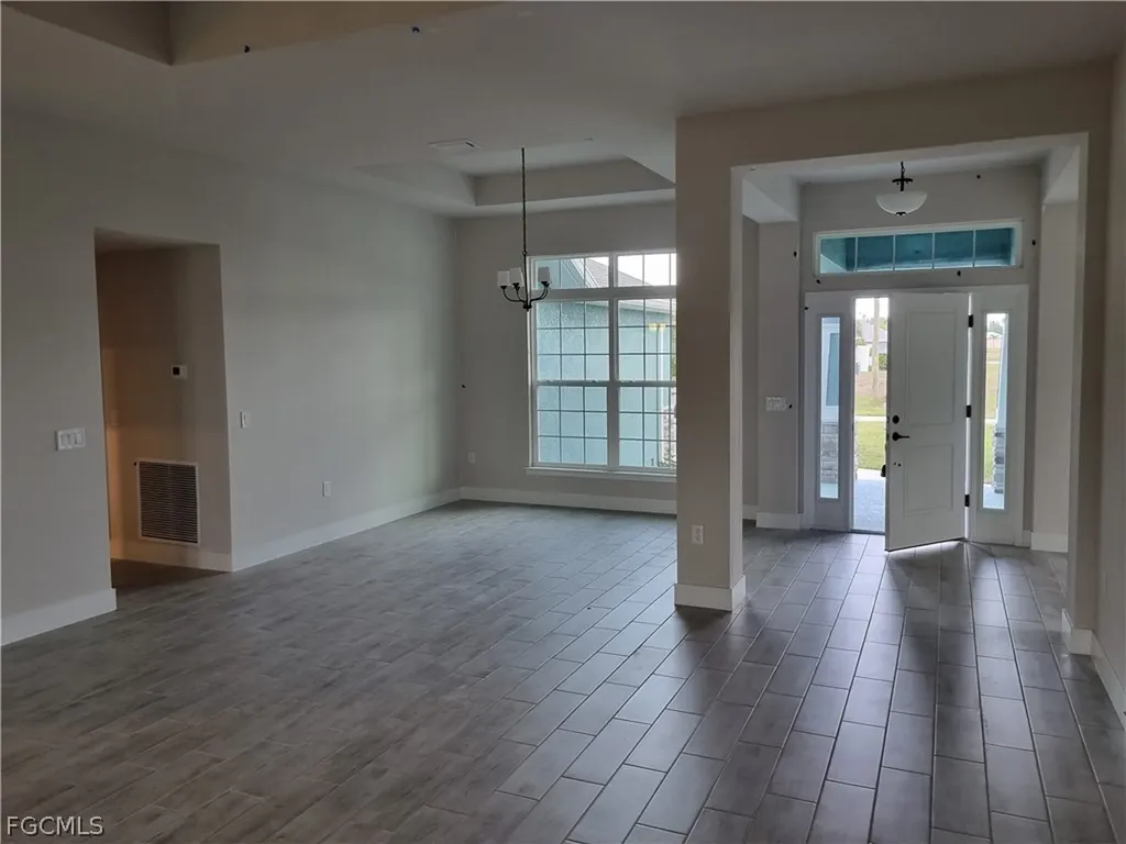 2814 NW 7th Terrace Cape Coral FL 33993