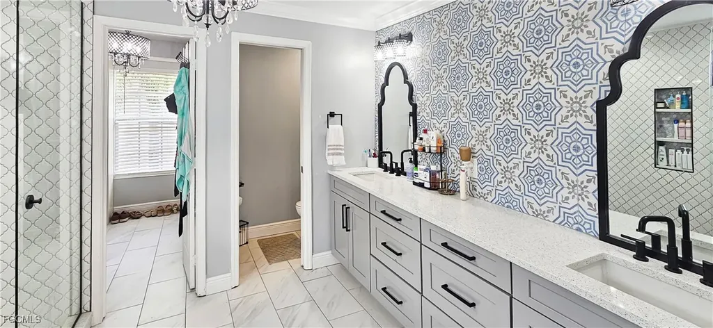 2538 Blackburn Circle Cape Coral FL 33991