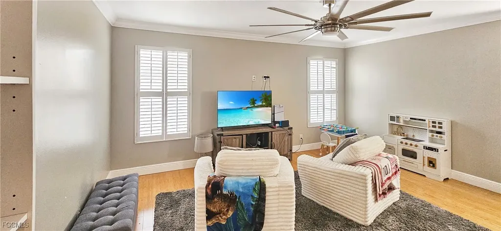 2538 Blackburn Circle Cape Coral FL 33991