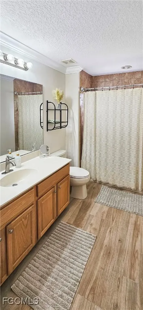 2538 Blackburn Circle Cape Coral FL 33991