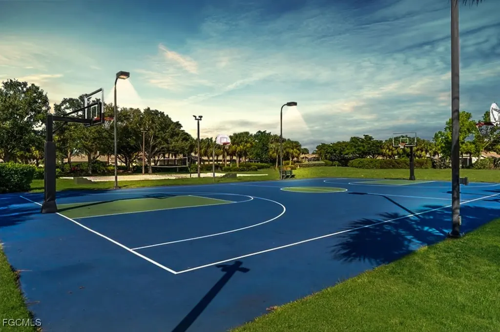 2538 Blackburn Circle Cape Coral FL 33991