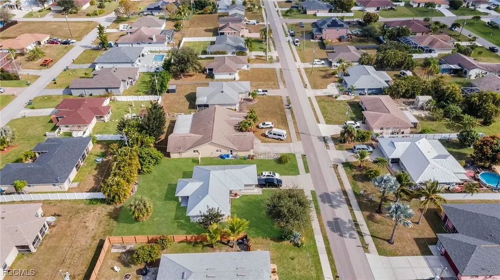 309 SE 8th Street Cape Coral FL 33990