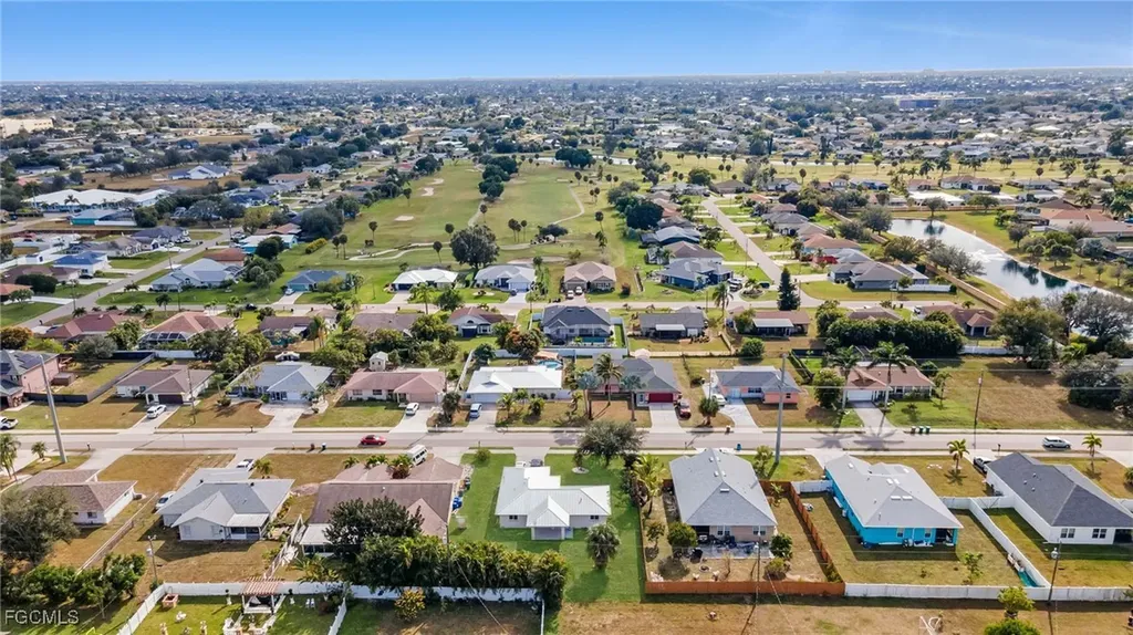 309 SE 8th Street Cape Coral FL 33990